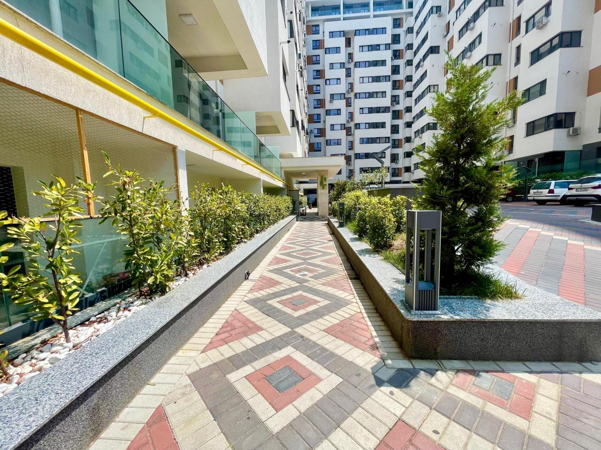 Central Adress Dd20 Bukarest Exteriör bild